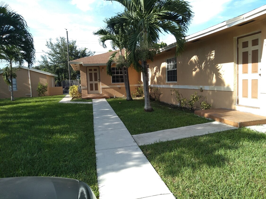 2507 Superior St, Opa Locka, FL 33054 Townhome Rentals in Opa Locka