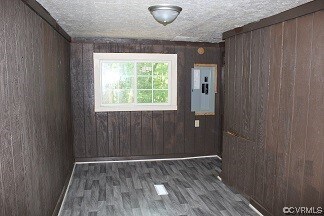 Building Photo - 206 Danielle Ln