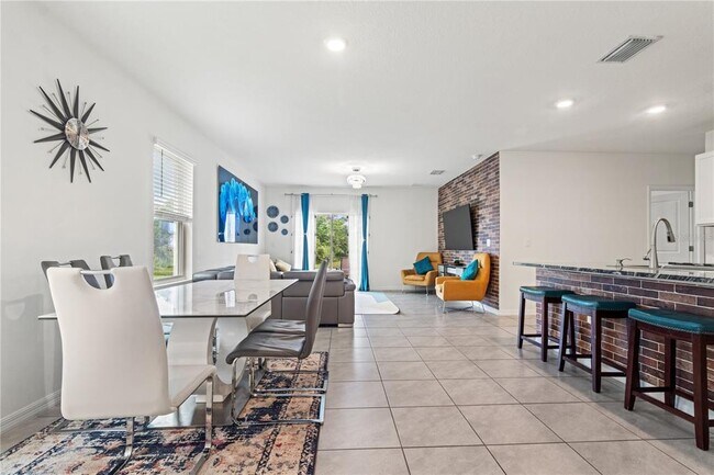 Building Photo - 3265 Suncoast Plains Dr
