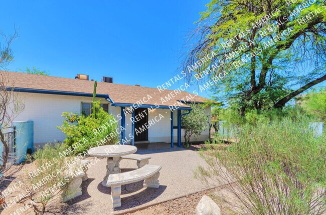 Foto del edificio - 3733 N Mountain Ave