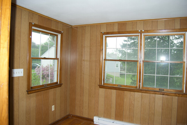 Building Photo - 50 Mt Carmel St