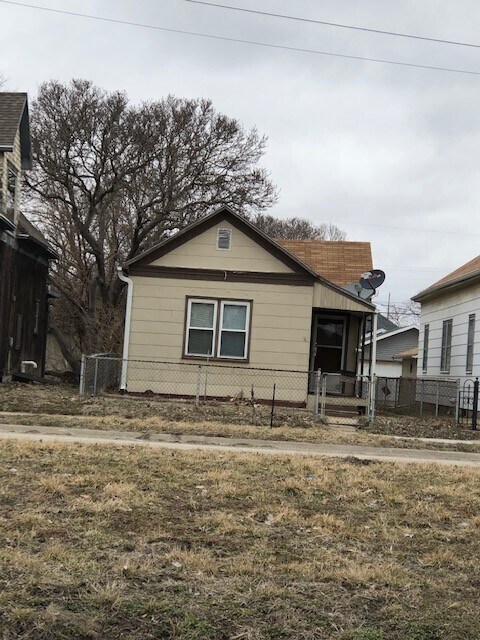 Primary Photo - 1 Bedroom home located in Saint Joseph Mis...