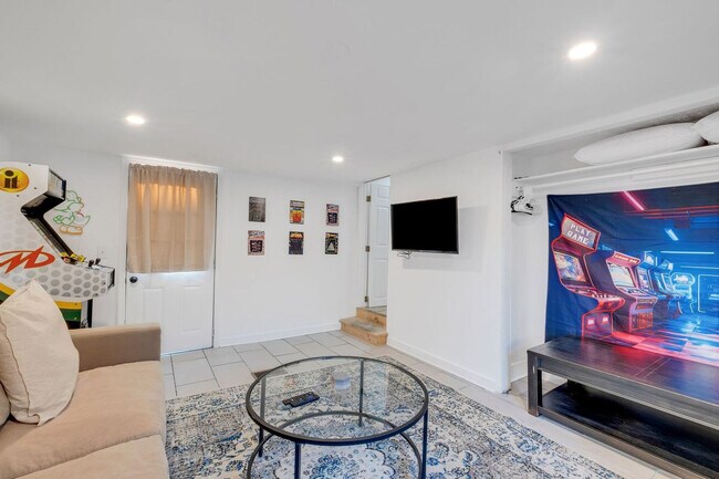 Foto del edificio - 69B Donelson St