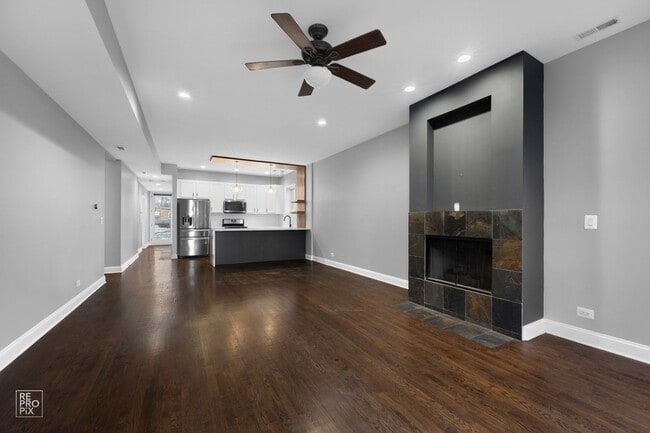 Building Photo - Fantastic Updated 2-bed in the Heart of We...