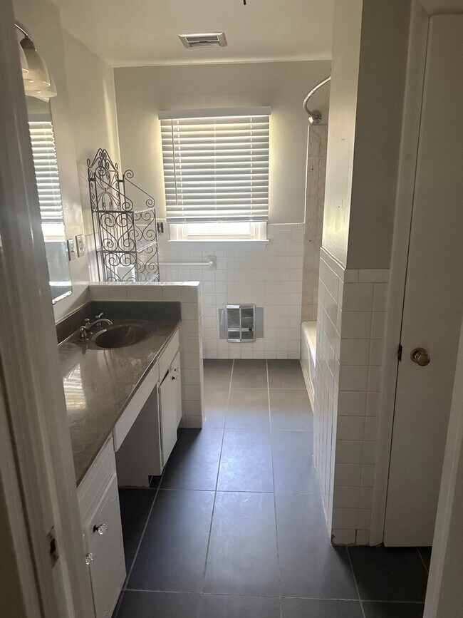 Foto del edificio - 3 BR 3 BA Ranch in Troy, MO