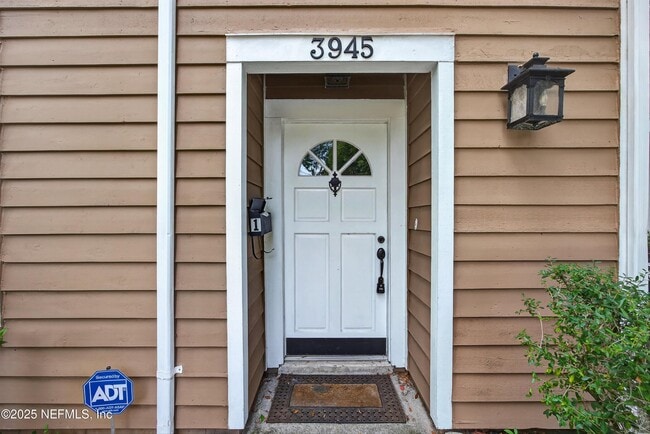 Foto del edificio - 3945 Oak St