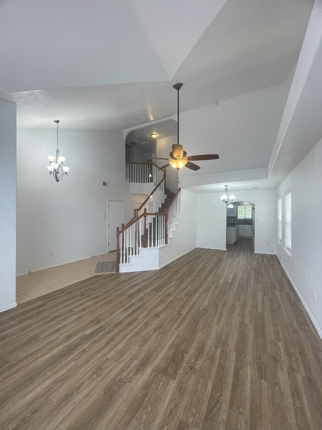 Building Photo - 5555 Mansfield Pl NW