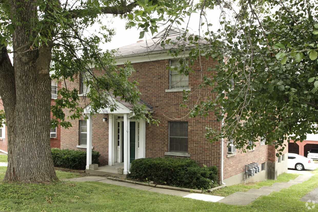 Foto del edificio - 1053 Parkway Dr
