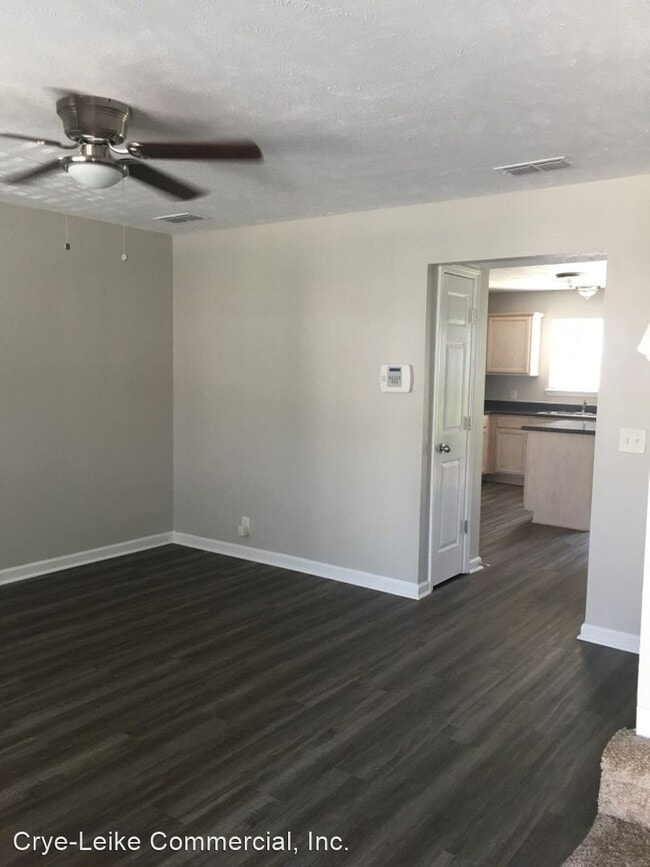 Building Photo - 2 br, 2.5 bath House - 6018 Cullen Dr