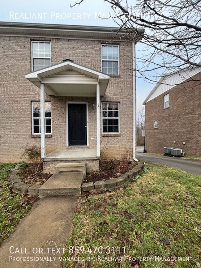 Photo - 165 Garnet Dr House