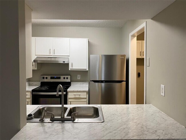 Foto del edificio - 3612 Castle Ridge Rd