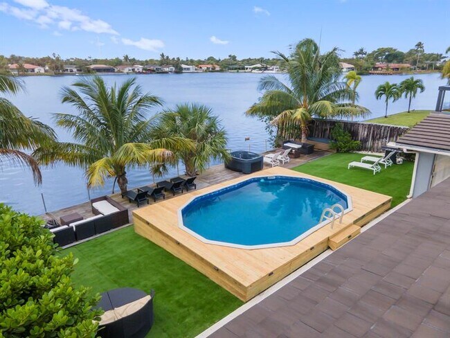 Foto del edificio - 20730 NE 23rd Ave