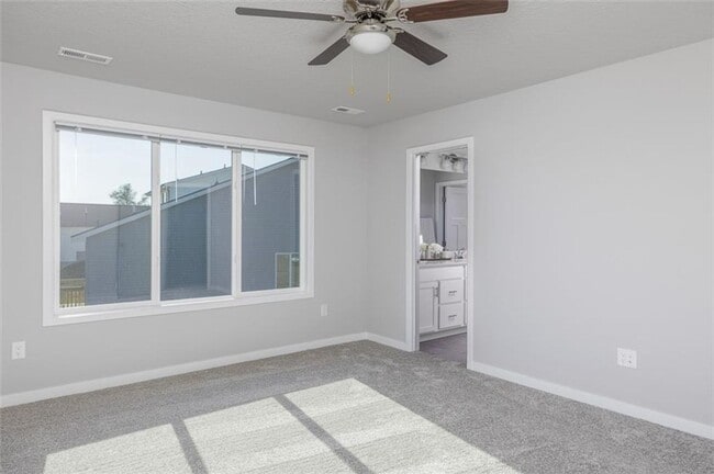 Building Photo - 1707 Ashwood Ave