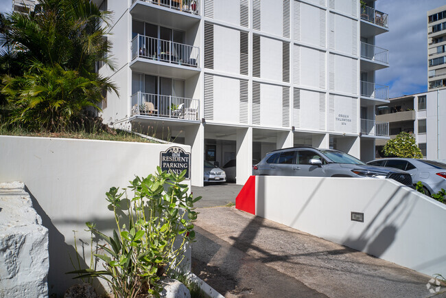 Foto del edificio - Crown Thurston