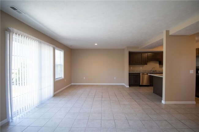 Building Photo - 4925 Grouse Hollow Drive