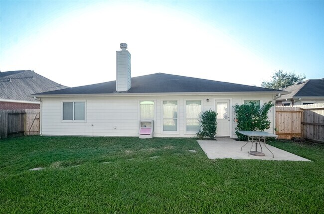 Foto del edificio - 3314 Rainport Cir