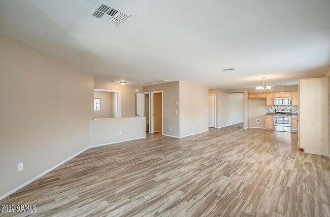 Building Photo - 15332 W Cameron Cir