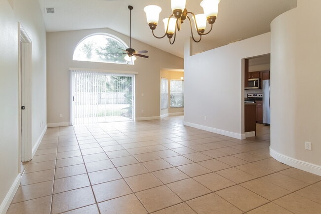 Foto del edificio - 1634 Sand Key Cir