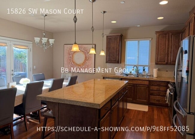 Building Photo - Tigard home with High-end Finishes - Large...