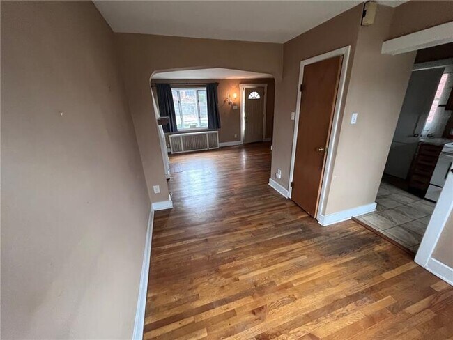 Foto del edificio - 4014 Beechwood Blvd