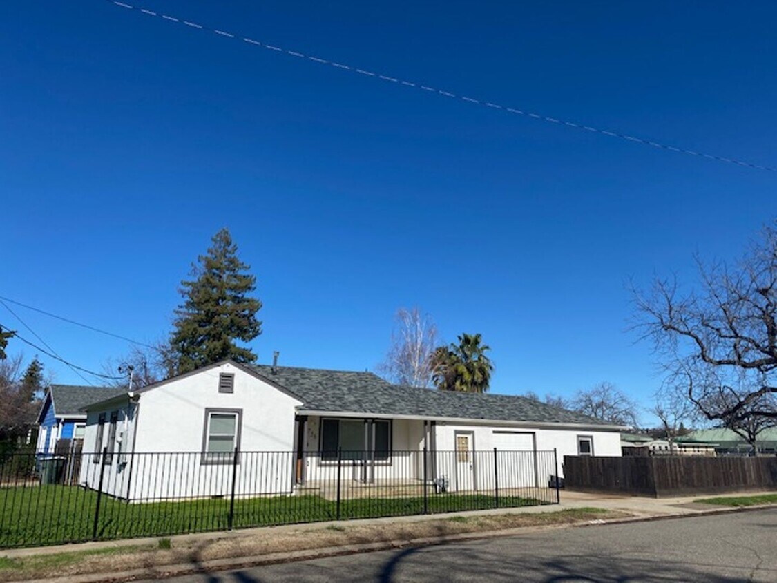 Primary Photo - Furnished or Unfurnished House Located In ...