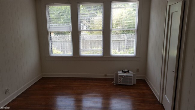 Foto del edificio - 107 E 38th St