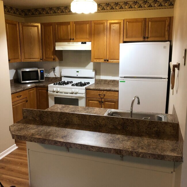 Foto del edificio - 1530 Creekside Rd