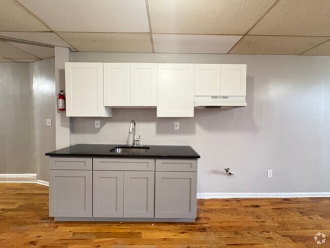 Building Photo - 58 2nd St