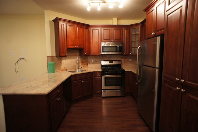 Foto del edificio - 1429 Bath Ave