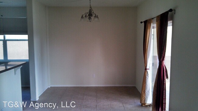 Building Photo - 3 br, 2.5 bath House - 10324 Mogollon Dr.  NW