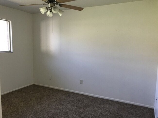 Foto del edificio - 2 Bedroom | 1 Bathroom Available for Rent!