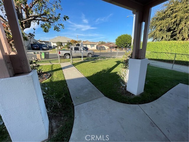 Foto del edificio - 13812 Crewe St