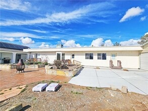Building Photo - 5821 Keomah