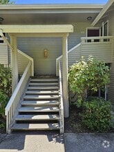 Building Photo - 9009 Avondale Rd NE