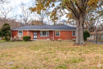 Building Photo - 349 Wimpole Dr