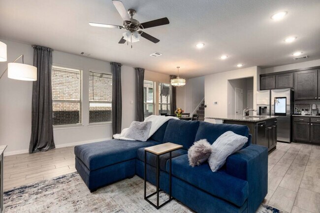Foto del edificio - 6704 Farsight Dr