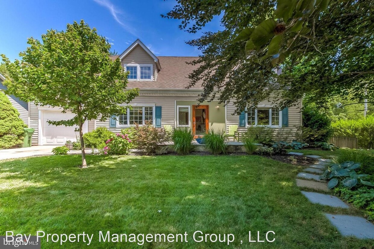 Foto principal - 4 br, 3.5 bath House - 36 E Melrose Ave