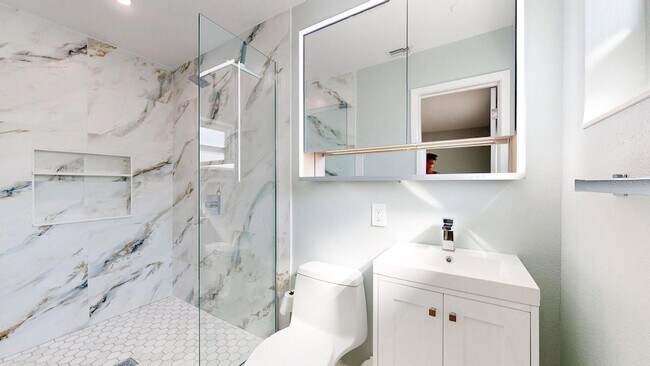 Foto del edificio - 10133 4th St E