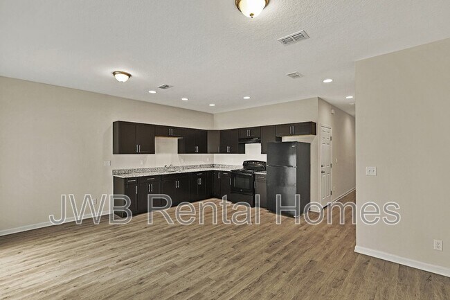 Foto del edificio - 6028 Carolines Ct