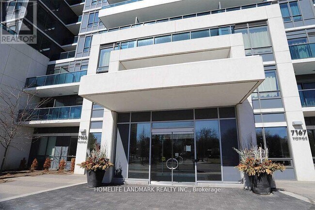 Building Photo - 7165-7165 Yonge St