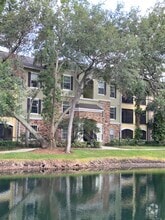 Building Photo - 10123 Courtney Palms Blvd