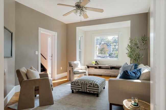 Foto del edificio - 112 College Ave