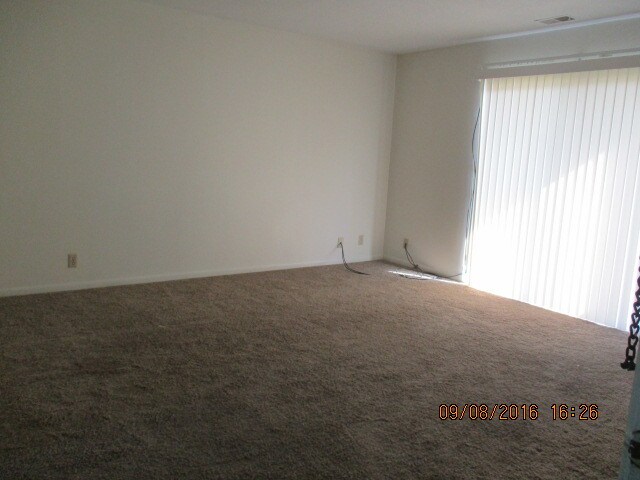 Foto del edificio - 3720 12th Ave SW