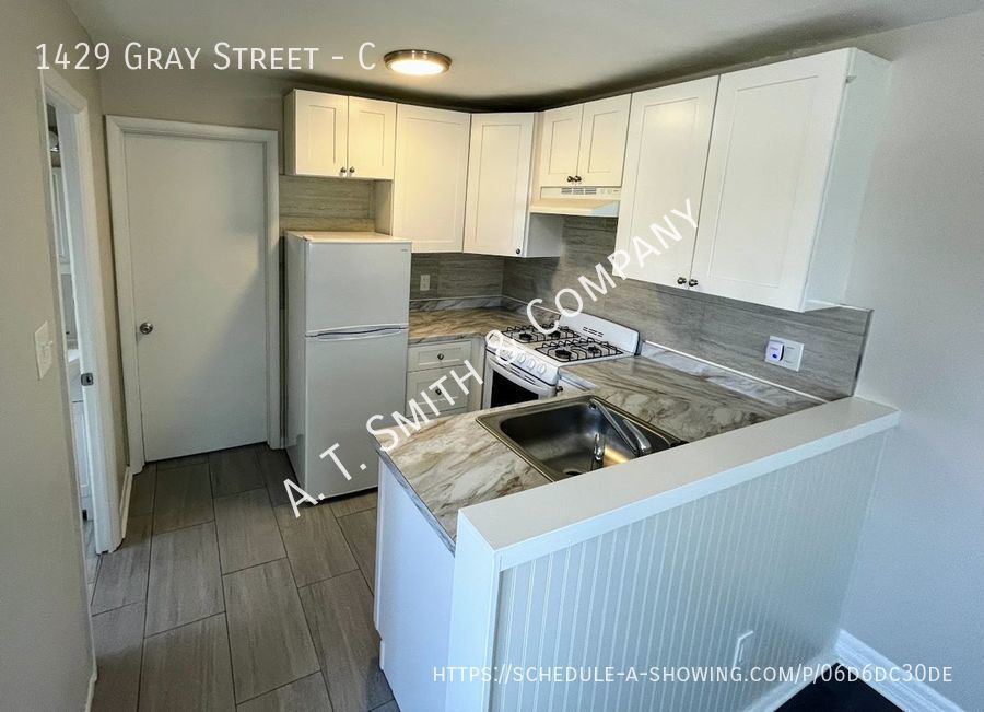Primary Photo - 1429 Gray St