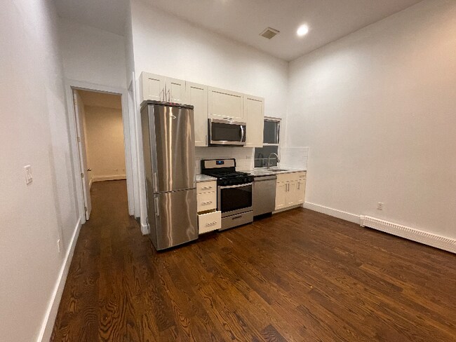 Building Photo - 1424 Flatbush Ave