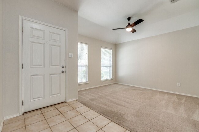 Building Photo - 11923 Stephenville Dr
