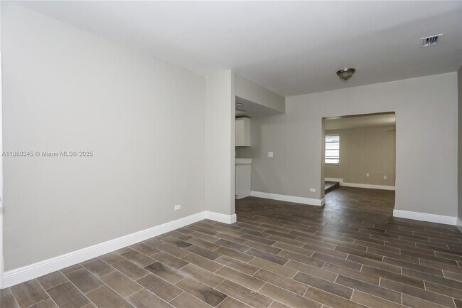 Building Photo - 1041 NW 136th St