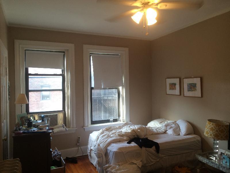 Building Photo - 856 Beacon St