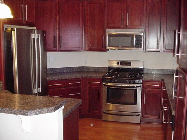 Building Photo - 3 Bedroom, 2 Bath in Longleaf!