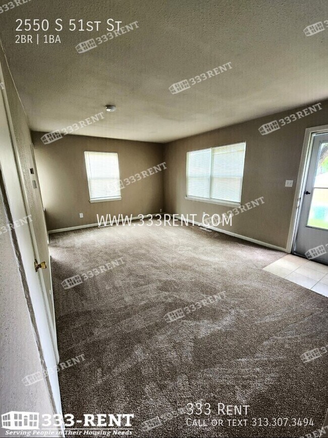 Foto del edificio - 2550 S 51st St